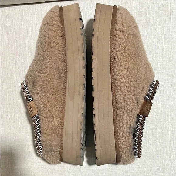 UGG Maxi Curly Tazz Platform Slipper - Picture 4 of 6